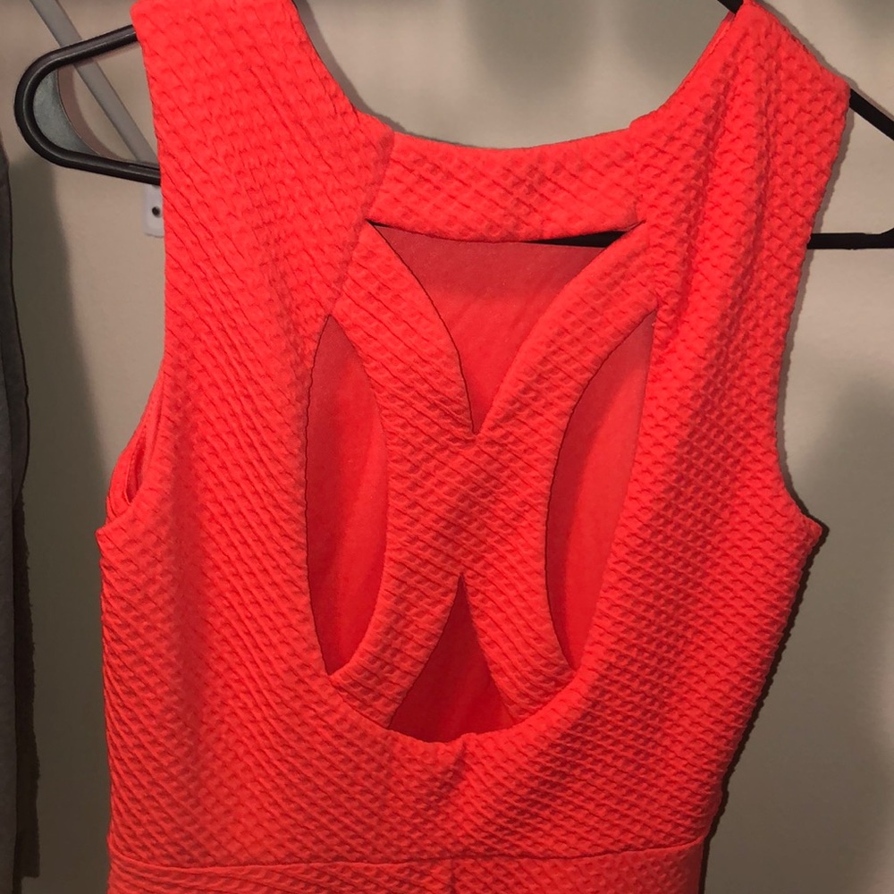 Dress - Picture 2 of 7